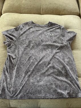 Lilac, black and White Dotted UA Tee